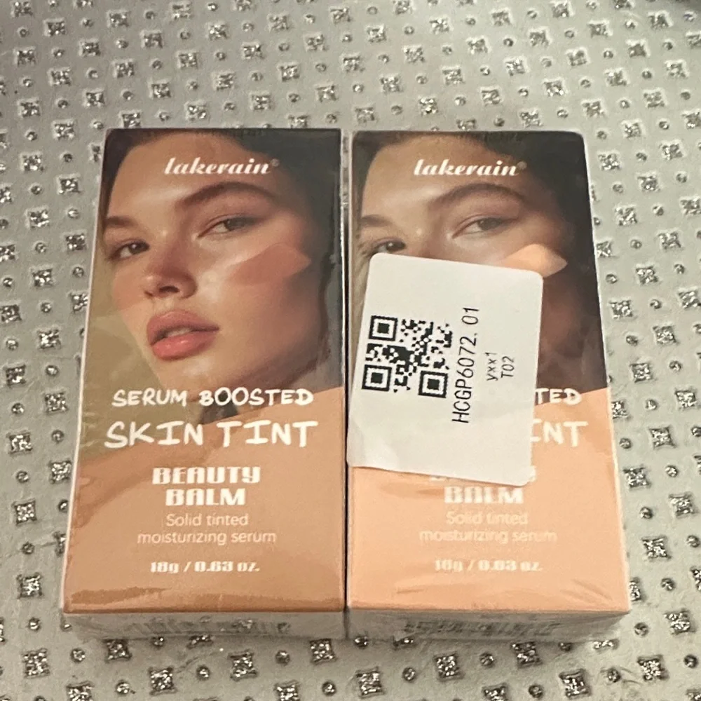 Serum Boosted Skin Tint Beauty Balm - NIB